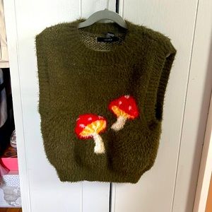 Fuzzy, Preppy Mushroom, Pull Over 🍄🌿